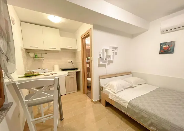 Veronica Rooms, Opatija